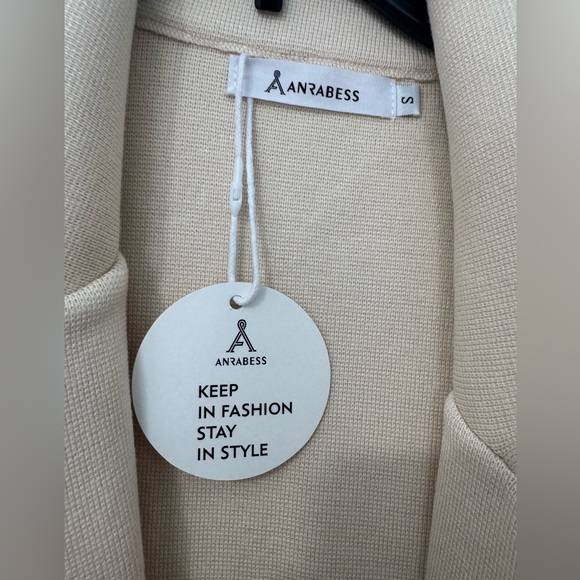 Women's Cream cardigan - Picture 4 of 6